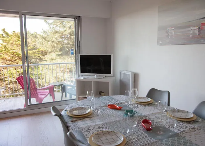 Apartment Spacieux Vue Pins-tout A Pied-residence Le Manegore *